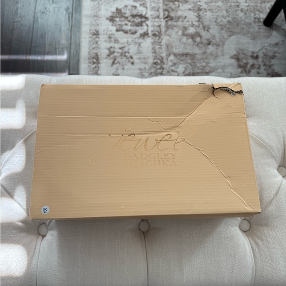 NEW Jewel Badgley Mischka Black Strappy Jeweled Heels Size 8.5 - Picture 2 of 10